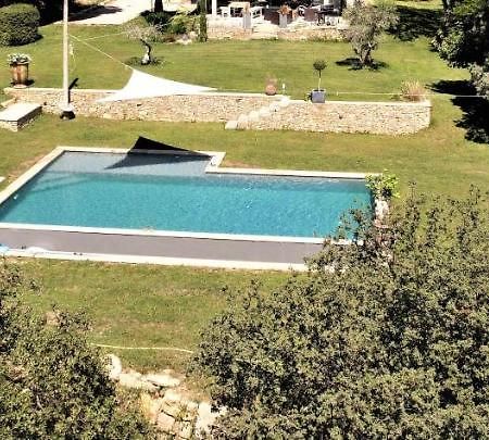 Charmant Mazet Nîmes Buitenkant foto
