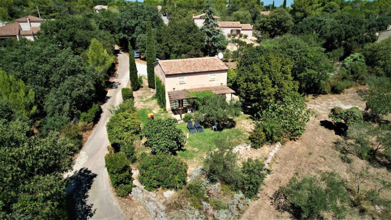 Charmant Mazet Nîmes Buitenkant foto
